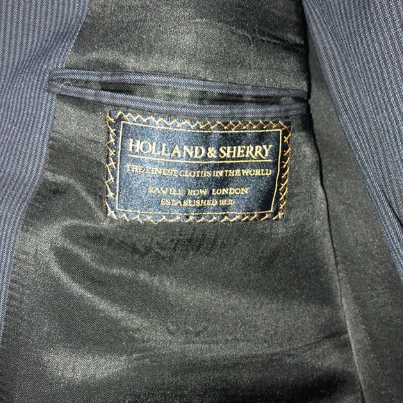 Holland & Sherry Suit & Pants - Picture 4 of 5